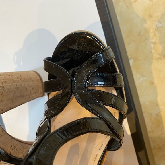 PRADA Black Patent Platform sandal in size 40 - Picture 5 of 10